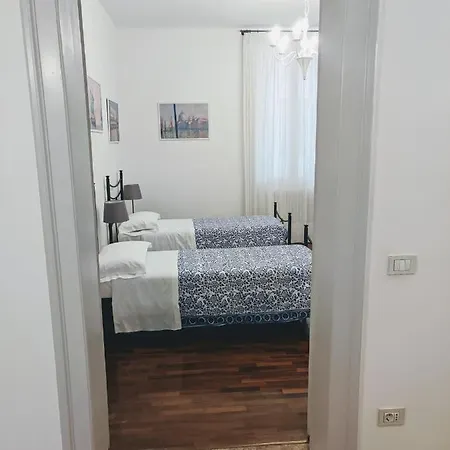Ca' Burcio Apartman Velence