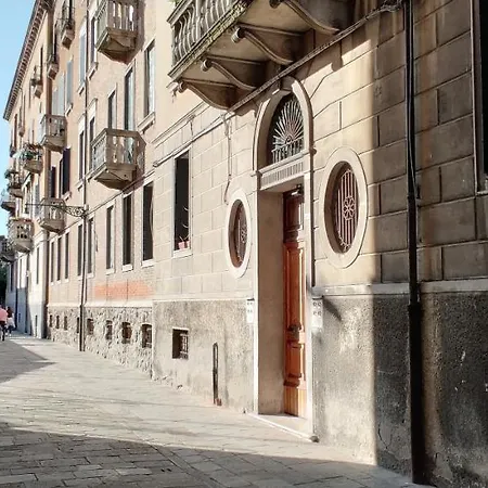 Apartman Ca' Burcio *